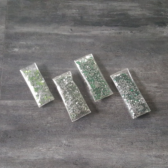 Other - Green Diamond Nail Art Bundle